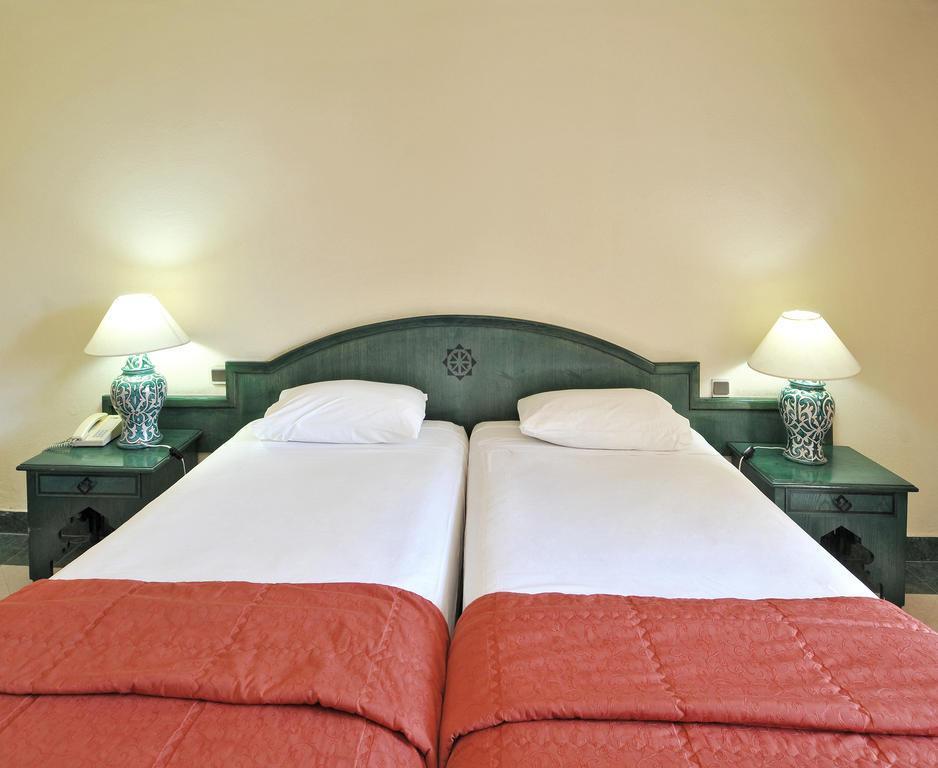 Hotel Volubilis Fes Exterior photo